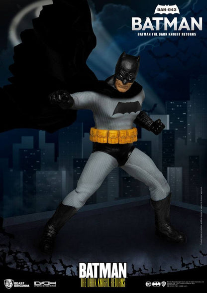 Batman The Dark Knight Return figurine Dynamic Action Heroes 1/9 Batman 21 cm