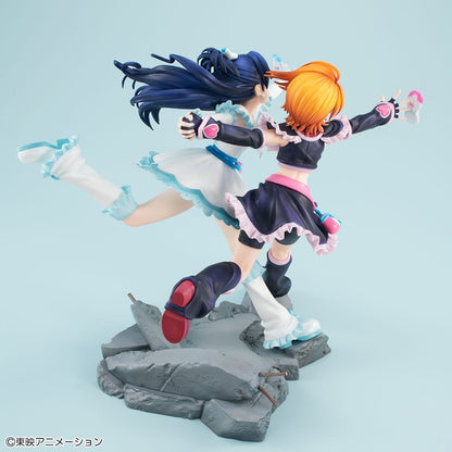 Pretty Cure statuette Lucrea Cure Black & Cure White 22 cm